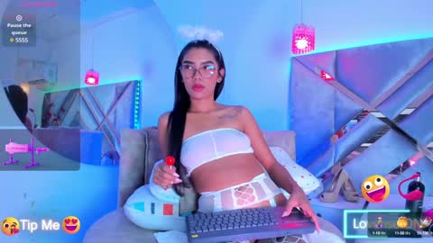 abelladgr online show from 19, 1, 2025