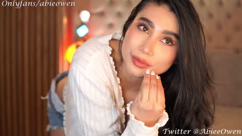 Snapshot of abie_owen chatting on 15, 1, 2025 abie_owen online show from 15, 1, 2025