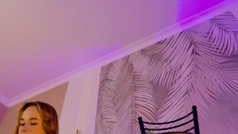 abigailforl online show from 3, 4, 2026