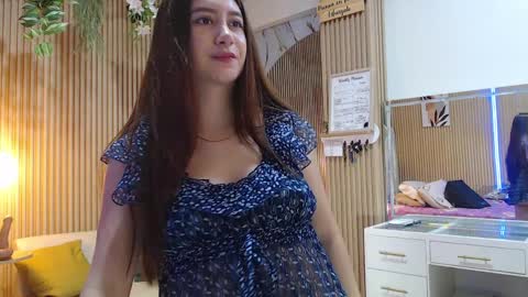 abigailowensss online show from 6, 4, 2026