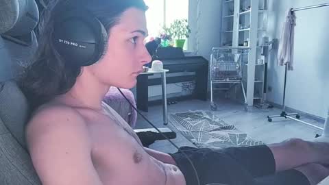 hi  cum in pvt noi extra tip online show from 19, 4, 2026