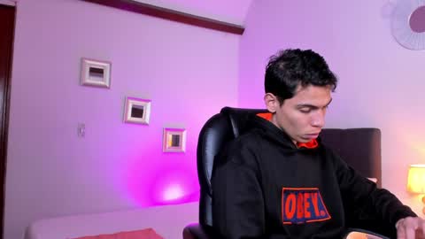 Ig ronnyabrahan   online show from 8, 12, 2024