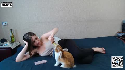 abramaandjenny online show from 22, 4, 2026