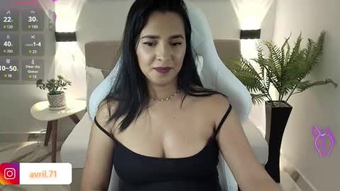 Abril online show from 5, 3, 2026