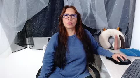 Snapshot of abril_bianchi chatting on 6, 1, 2025 abril_bianchi online show from 6, 1, 2025