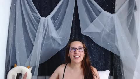 Snapshot of abril_bianchi chatting on 27, 2, 2025 abril_bianchi online show from 27, 2, 2025