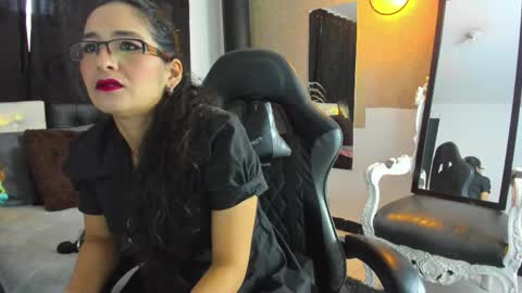 Abril online show from 22, 4, 2026