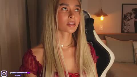 Snapshot of abril_w18 chatting on 3, 10, 2025 My name is Alexa. Please say hello I like to chat with you. If you have requests please use tip online show from 3, 10, 2025