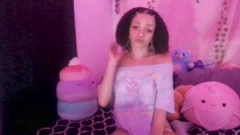 Peach online show from 5, 10, 2025