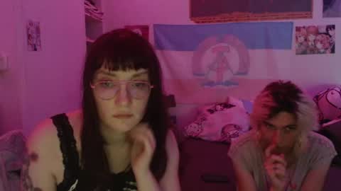 absintiliak online show from 20, 5, 2026