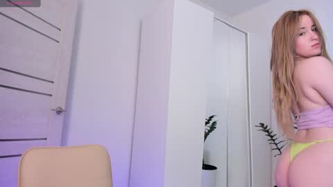 Anna FANSLY yesacid online show from 19, 2, 2025