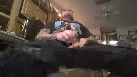 Snapshot of act_right_dub420 chatting on 8, 3, 2025 act_right_dub420 online show from 8, 3, 2025