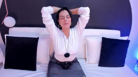 Snapshot of ada_monroe10 chatting on 29, 4, 2026 online show from 29, 4, 2026