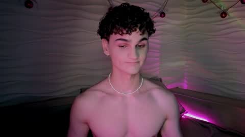 Snapshot of adam_21cm chatting on 11, 1, 2025 Adam online show from 11, 1, 2025