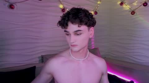 Snapshot of adam_21cm chatting on 12, 1, 2025 Adam online show from 12, 1, 2025