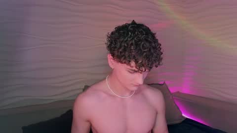 Snapshot of adam_21cm chatting on 19, 1, 2025 Adam online show from 19, 1, 2025