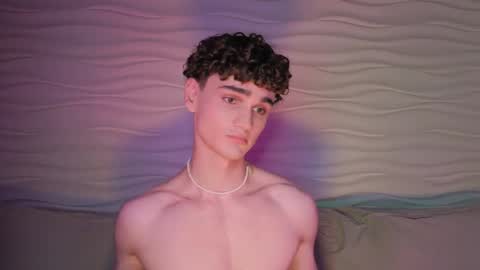 Snapshot of adam_21cm chatting on 17, 9, 2025 Adam online show from 17, 9, 2025