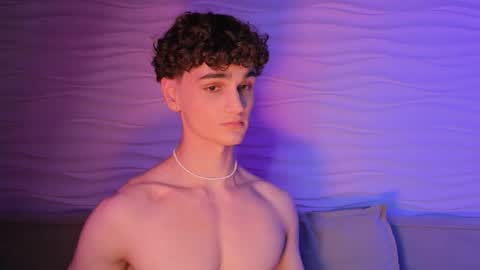 Snapshot of adam_21cm chatting on 4, 10, 2025 Adam online show from 4, 10, 2025