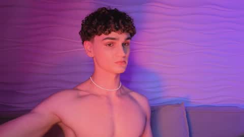 Snapshot of adam_21cm chatting on 7, 10, 2025 Adam online show from 7, 10, 2025