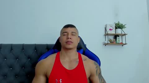 adam boss online show from 27, 11, 2025