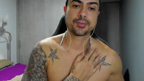 Snapshot of adam_clarke chatting on 1, 2, 2025 adam clarke online show from 1, 2, 2025