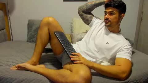 Snapshot of adam_clarke chatting on 7, 3, 2025 adam clarke online show from 7, 3, 2025