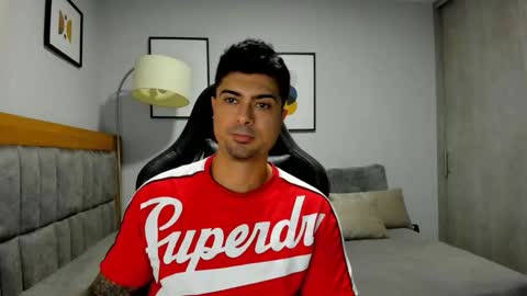 Snapshot of adam_clarke chatting on 31, 10, 2025 adam clarke online show from 31, 10, 2025