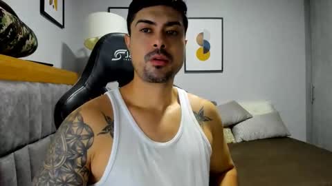 adam clarke online show from 18, 12, 2025