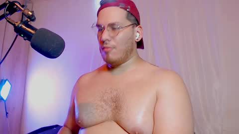 Snapshot of adam_coxxx chatting on 20, 12, 2024 adam_coxxx online show from 20, 12, 2024