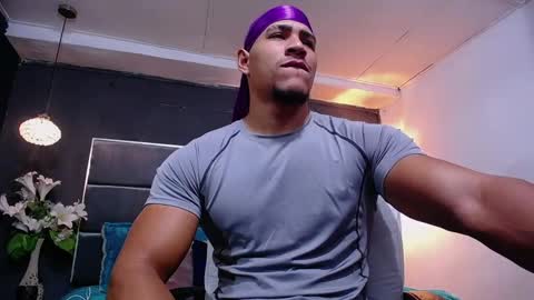 adam_fit19cm online show from 10, 9, 2025