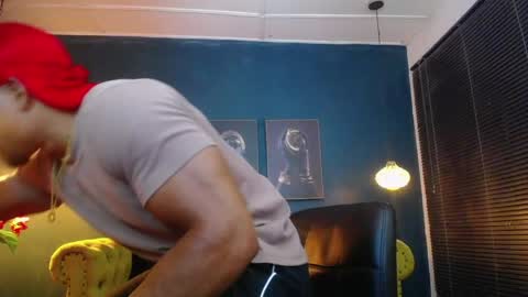 adam_fit19cm online show from 26, 4, 2026