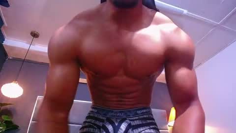 adam_fit19cm online show from 27, 7, 2026