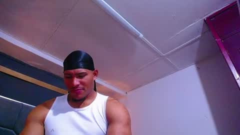 adam_fit19cm online show from 28, 7, 2026