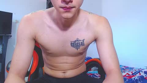 adam hot11 online show from 18, 1, 2026