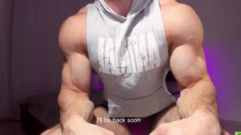 Snapshot of adam_muscle_ chatting on 17, 9, 2025 Adam online show from 17, 9, 2025