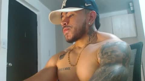 adam shilder7 online show from 22, 7, 2026