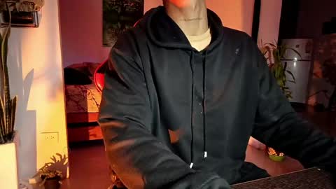 Adam Valencia online show from 28, 4, 2026