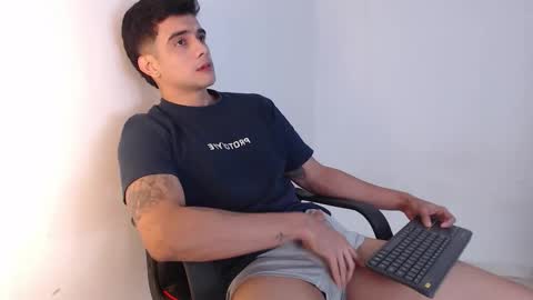 Hello guys excuse my absence I will be absent for several days for health reasons I hope you understand thank you very much. online show from 14, 10, 2025