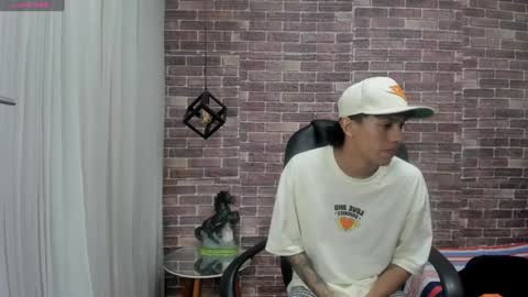 Adam online show from 12, 12, 2024