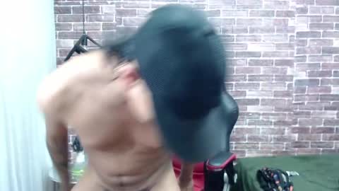 Adam online show from 25, 2, 2025