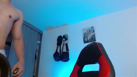 Snapshot of adamkeith_1 chatting on 20, 10, 2025 ADAM online show from 20, 10, 2025