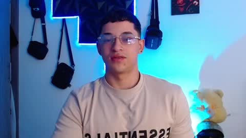 Snapshot of adamkeith_1 chatting on 30, 10, 2025 ADAM online show from 30, 10, 2025