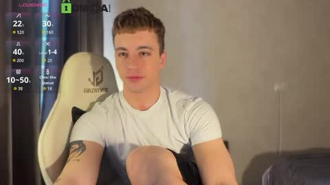 Hi Im Adam Glad to see u here 3 And its my first day online show from 26, 4, 2026