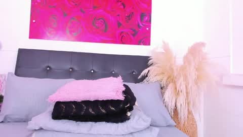 Cloe Adams  online show from 23, 4, 2026