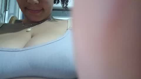 Snapshot of adams_niki chatting on 12, 1, 2026 ADAMS Y NIKI online show from 12, 1, 2026