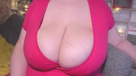 Snapshot of adamsvictory chatting on 11, 12, 2024 Victoria online show from 11, 12, 2024