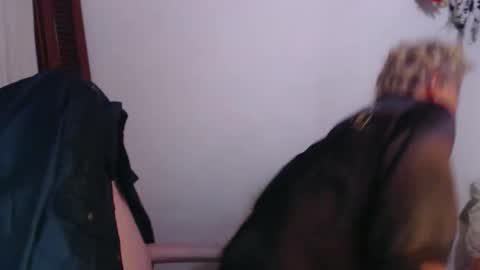 adan_romanoff online show from 27, 2, 2026