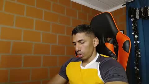 Adan Sin online show from 28, 1, 2025