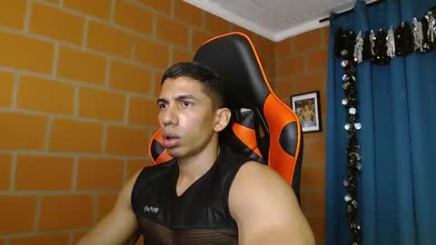 Adan Sin online show from 5, 2, 2025