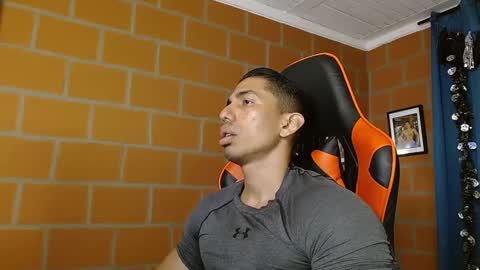 Adan Sin online show from 24, 2, 2025